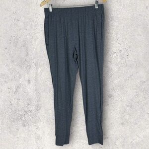 NEW Rhone Reign All Around Joggers Mens Size Medium Heather Blue Technical Pants